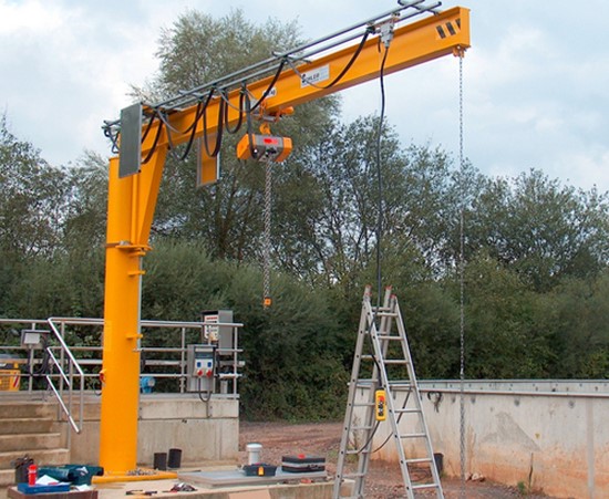 Säulenkran- Krantechnik